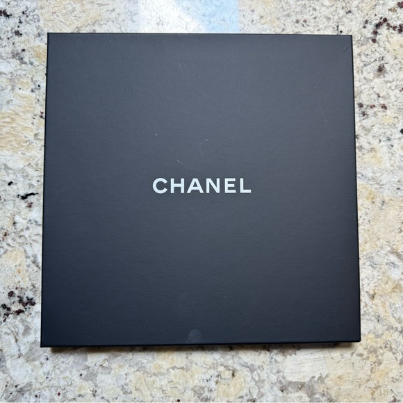 Original Chanel Scarf Box (Box Only) - Picture 1 of 5